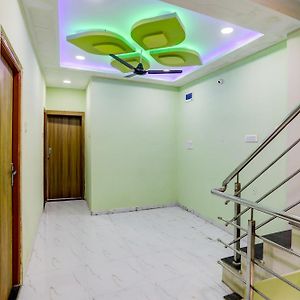 Spot On Hotel Ronak Place
